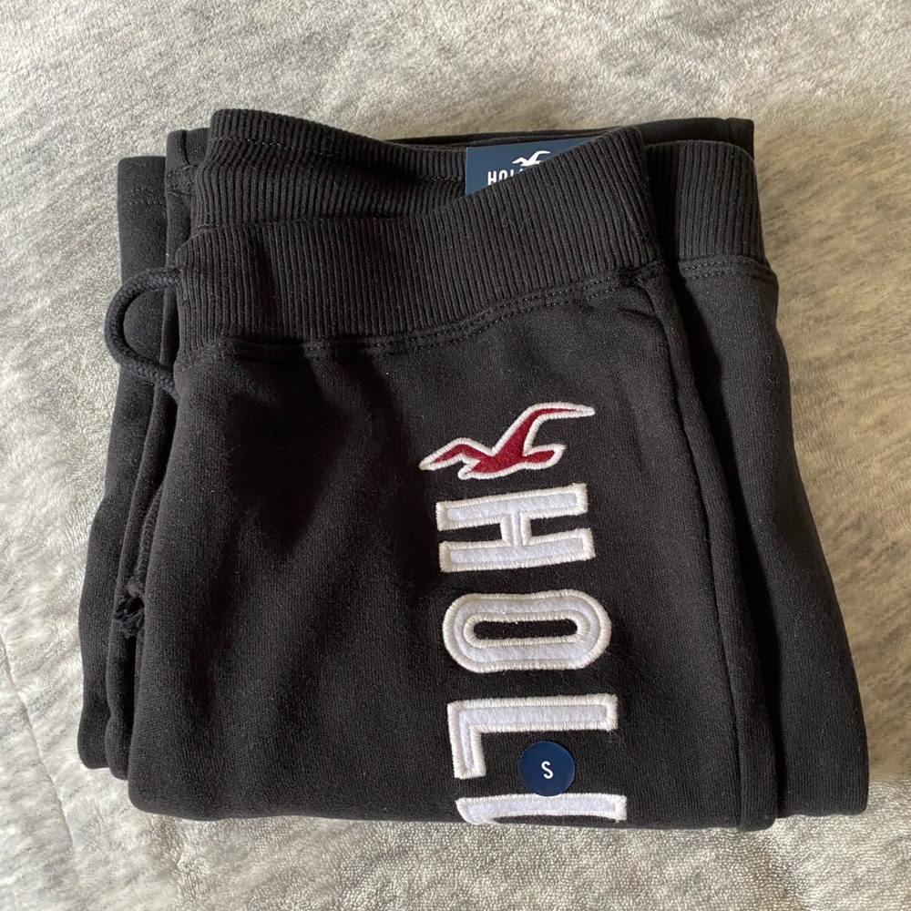 Black hollister straight leg sweatpants